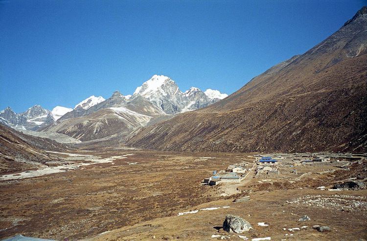 Pheriche Pheriche With Trasil To Duglha And Lobuche East