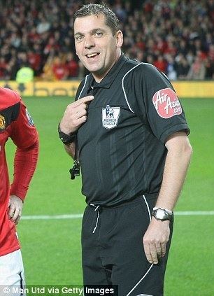 Phil Dowd FA Cup final referee Phil Dowd Its top secret Daily Mail Online