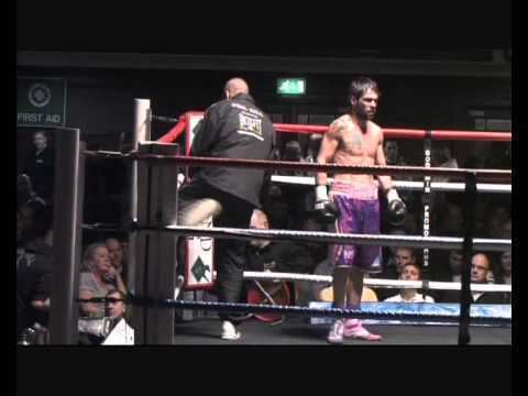 Phil Gill Professional Boxing Uk unbeaten fighter Phil Gill Vs Jason Carr 9th