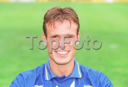 Phil Gridelet Topfoto Preview 0370596 PHIL GRIDELET Southend United FC