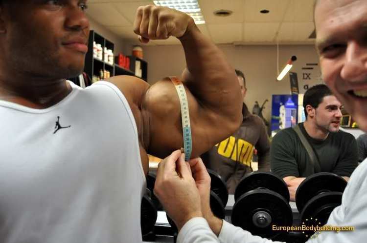 Phil Heath (politician) Phil Heath Makes Arm Size Liars of all Pros in History