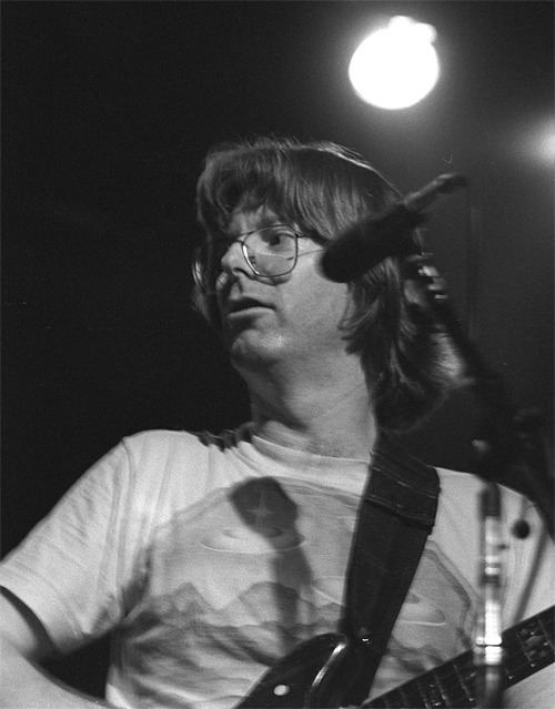 Phil Lesh Phil Lesh Wikipedia the free encyclopedia