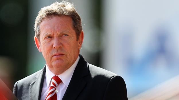 Phil Wallace Stevenage Chairman Phil Wallace wants new manager by end of season