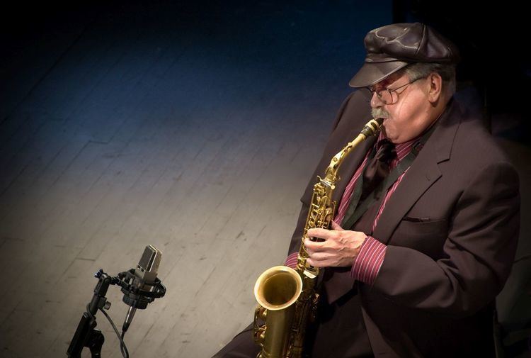 Phil Woods Home