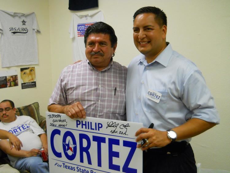 Philip Cortez Cortez Defeats Incumbent Garza In Texas House District 117 Texas