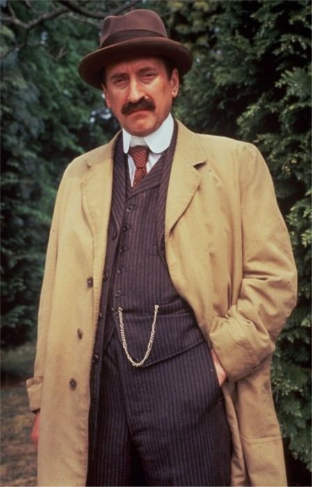 Philip Jackson (actor) An Inspector Calls Interview with Hercule Poirots Philip Jackson TMR