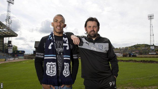 Philip Roberts BBC Sport Philip Roberts joins Dundee for Premiership