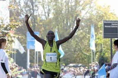 Philip Singoei Philip Singoei wins 24th Eindhoven Marathon in course record 20757