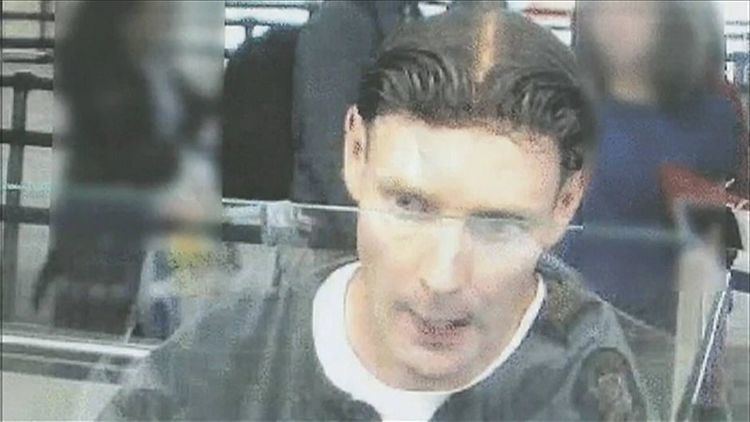 Philip Smith (criminal) Assassino pedfilo neozelands se esconde no Brasil Notcias