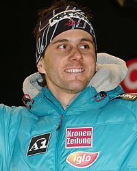 Philipp Schörghofer httpsuploadwikimediaorgwikipediacommonsthu