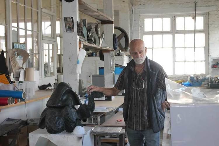 Phillip King (sculptor) Interview with Phillip King Apollo Magazine