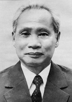 Phạm Văn Đồng Phong cch lnh o Phm Vn ng Bo p Bc in t