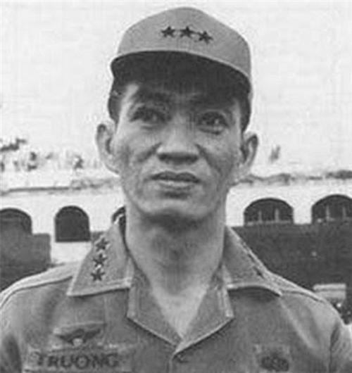 Phạm Văn Phú Military History lloydmarken