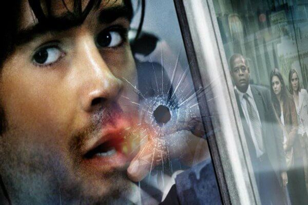 Phone Booth (film) movie scenes We re not sure how often this has happened to Colin Farrell in his career but the scene in Phone Booth when his character Stu confesses everything under 