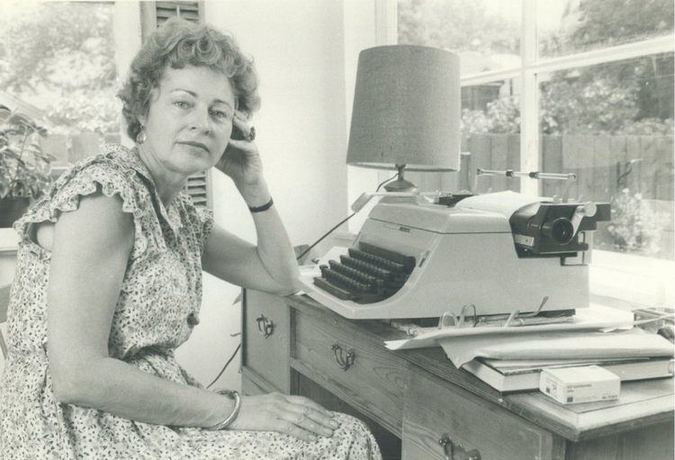 Phyllis Grosskurth Biographer Phyllis Grosskurth a fiery literary force Toronto Star
