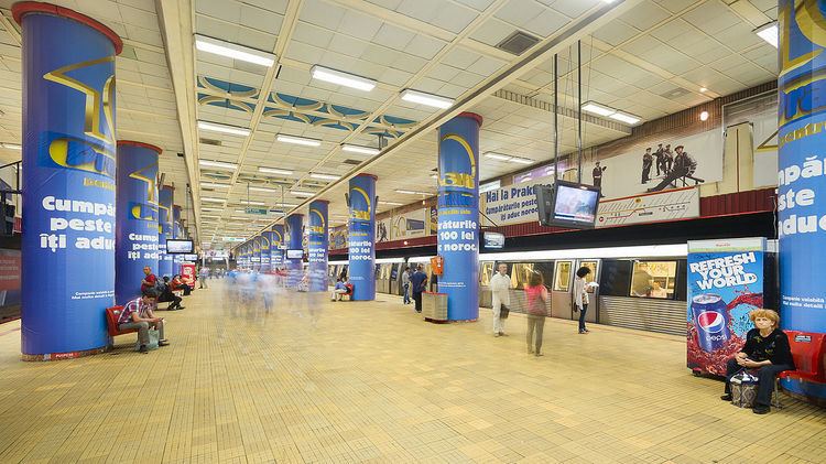 Piața Unirii metro station