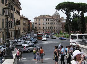 Piazza d'Aracoeli httpsuploadwikimediaorgwikipediacommonsthu