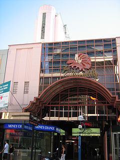 Piccadilly Theatre and Arcade httpsuploadwikimediaorgwikipediacommonsthu