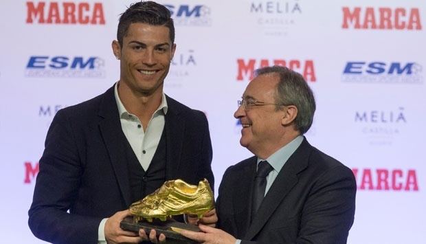 Pichichi Trophy Cristiano Ronaldo Receives Second Pichichi Trophy Sport TempoCo