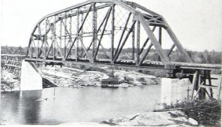 Pickerel River CNoR bridge