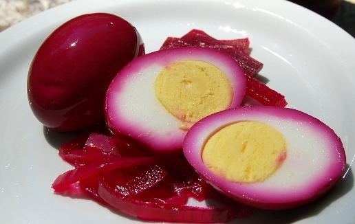 Pickled beet egg Pennsylvania Dutch Pickled Beets and Pickled Beet Eggs NeoHomesteading