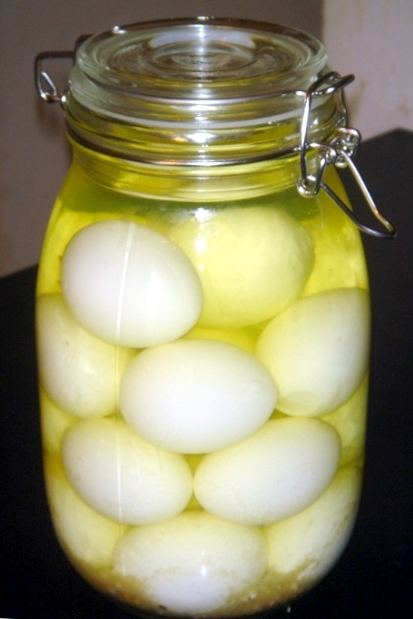 Pickled egg httpsuploadwikimediaorgwikipediacommons44