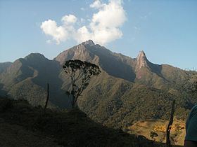 Pico dos Marins httpsuploadwikimediaorgwikipediacommonsthu