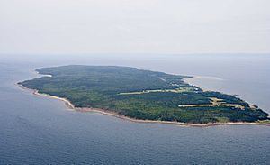 Pictou Island (Nova Scotia) httpsuploadwikimediaorgwikipediaenthumbb