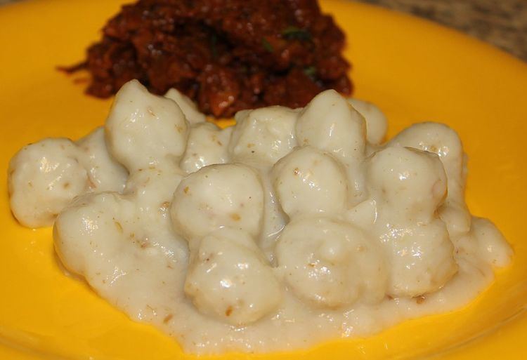 Pidiyum kozhiyum