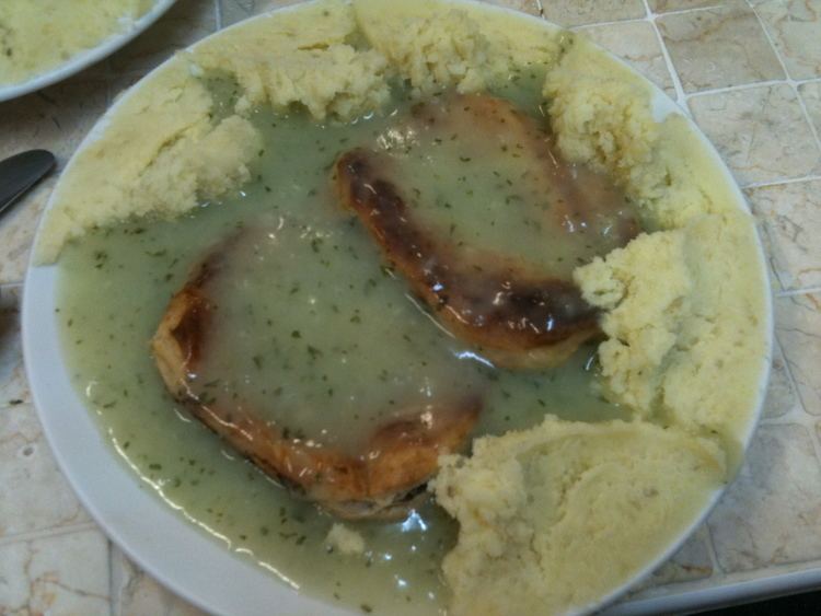 Pie and mash For the love of pie and mash The World amp His Tuk Tuk