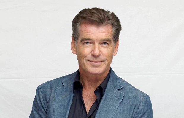 Pierce Brosnan Pierce Brosnan tries to board plane with 10inch knife