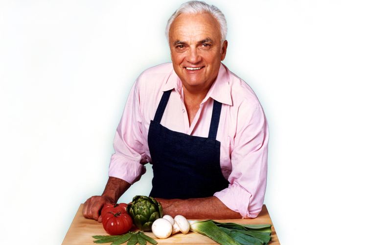 Pierre Franey Beloved Chef Pierre Franey Lives On Through Recipe Website