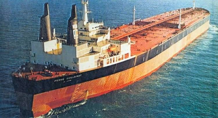 Pierre Guillaumat (supertanker) Pierre Guillaumat Largest Ship by Gross Tonnage Vessel Tracking