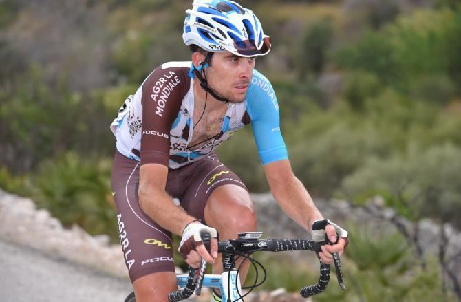 Pierre Latour Pierre Latour breaks finger News Shorts Cyclingnewscom