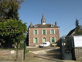 Pierrefitte-en-Beauvaisis httpsuploadwikimediaorgwikipediacommonsthu