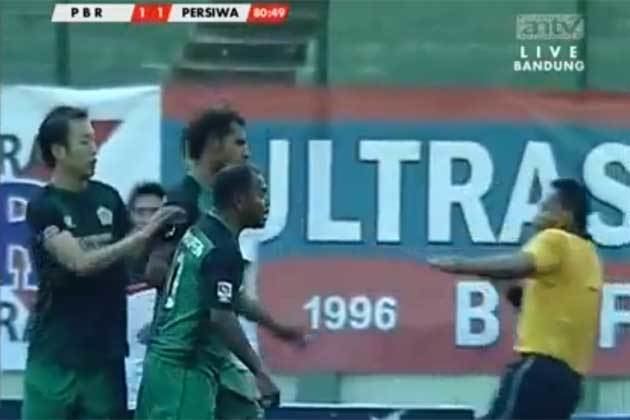 Pieter Rumaropen Indonesian footballer lands sucker punch on the referee