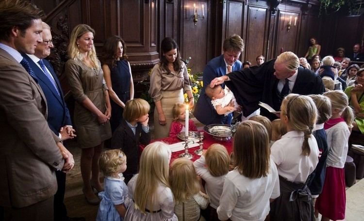 Pieter van Vollenhoven Intimate baptism in Dutch royal family News Summary