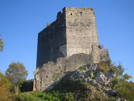 Pietrapelosa Istria from smrikve Kostel Pietra Pelosa An old castle