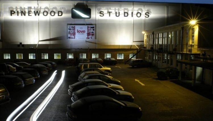 Pinewood Iskandar Malaysia Studios Astro Productions and Pinewood Iskandar Malaysia Studios in pact