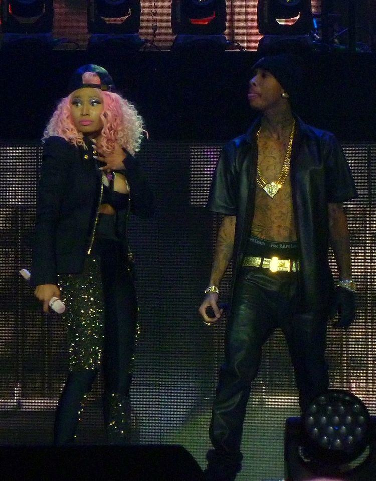 Pink Friday: Reloaded Tour