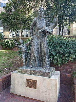 Pioneer Women's Memorial (Sydney) httpsuploadwikimediaorgwikipediacommonsthu