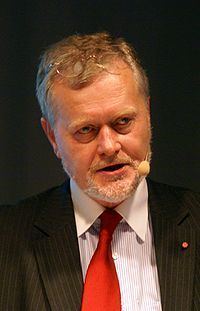 Piotr Nowina-Konopka Piotr NowinaKonopka Wikipedia wolna encyklopedia