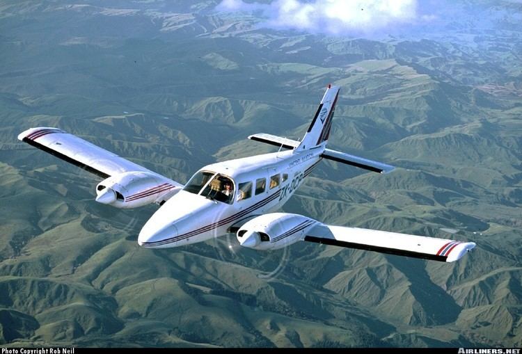 Piper PA-34 Seneca Piper PA34200T Seneca II Beautiful Airplanes Pinterest Photos