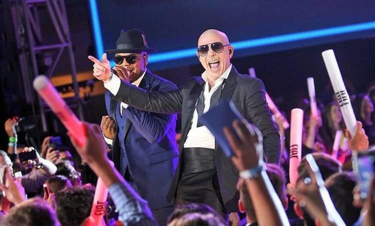 Pitbull's New Year's Revolution Miami Herald