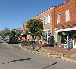 Pittsboro, North Carolina httpsuploadwikimediaorgwikipediacommonsthu