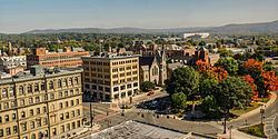 Pittsfield, Massachusetts httpsuploadwikimediaorgwikipediacommonsthu