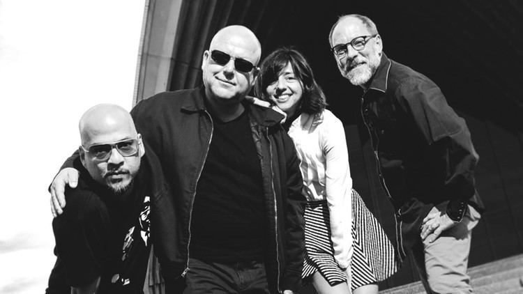 Pixies Review The Pixies quotHead Carrierquot Howl amp Echoes