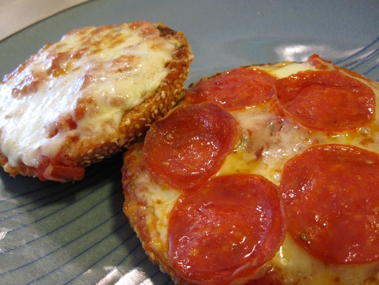 Pizza bagel httpscdninstructablescomFEAB6DSG1BBHKFTFE