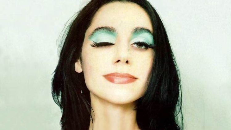 PJ Harvey God is the sweat running down his back The best of PJ Harvey