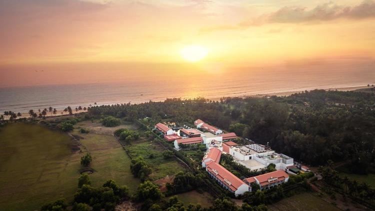 Planet Hollywood Beach Resort Goa, Utorda â Updated 2020 Prices